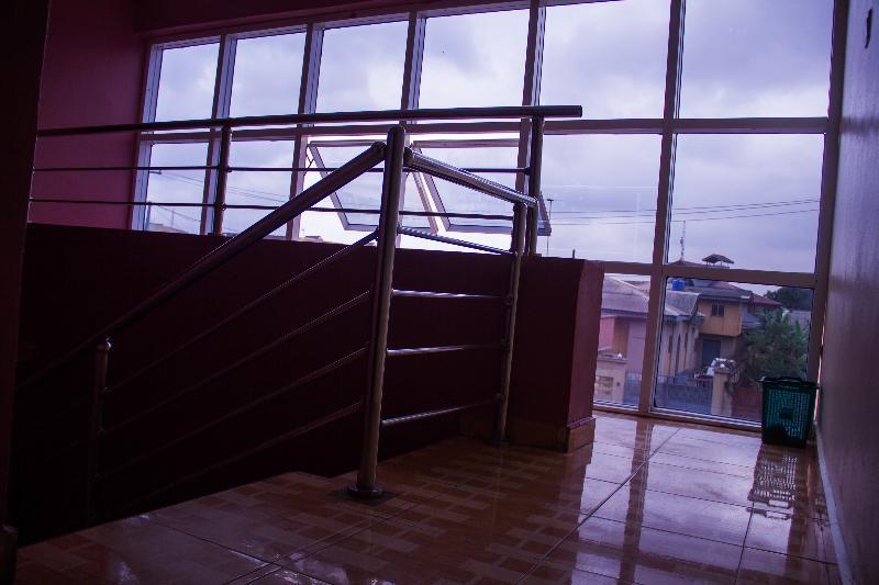 Glasshouse Suites Annex Lagos Bagian luar foto