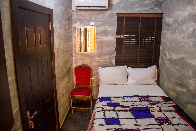 Glasshouse Suites Annex Lagos Bagian luar foto