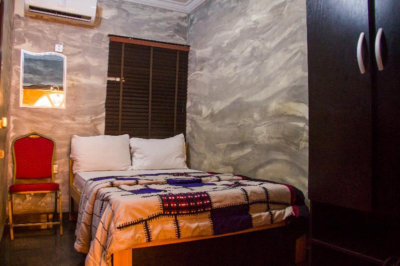 Glasshouse Suites Annex Lagos Bagian luar foto