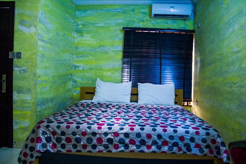 Glasshouse Suites Annex Lagos Bagian luar foto